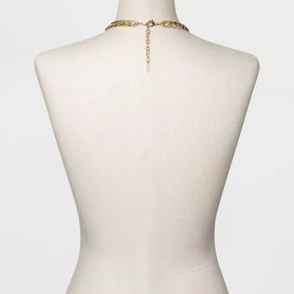 Gold Chunky Chain Link Statment Necklace - Picture 4 of 8